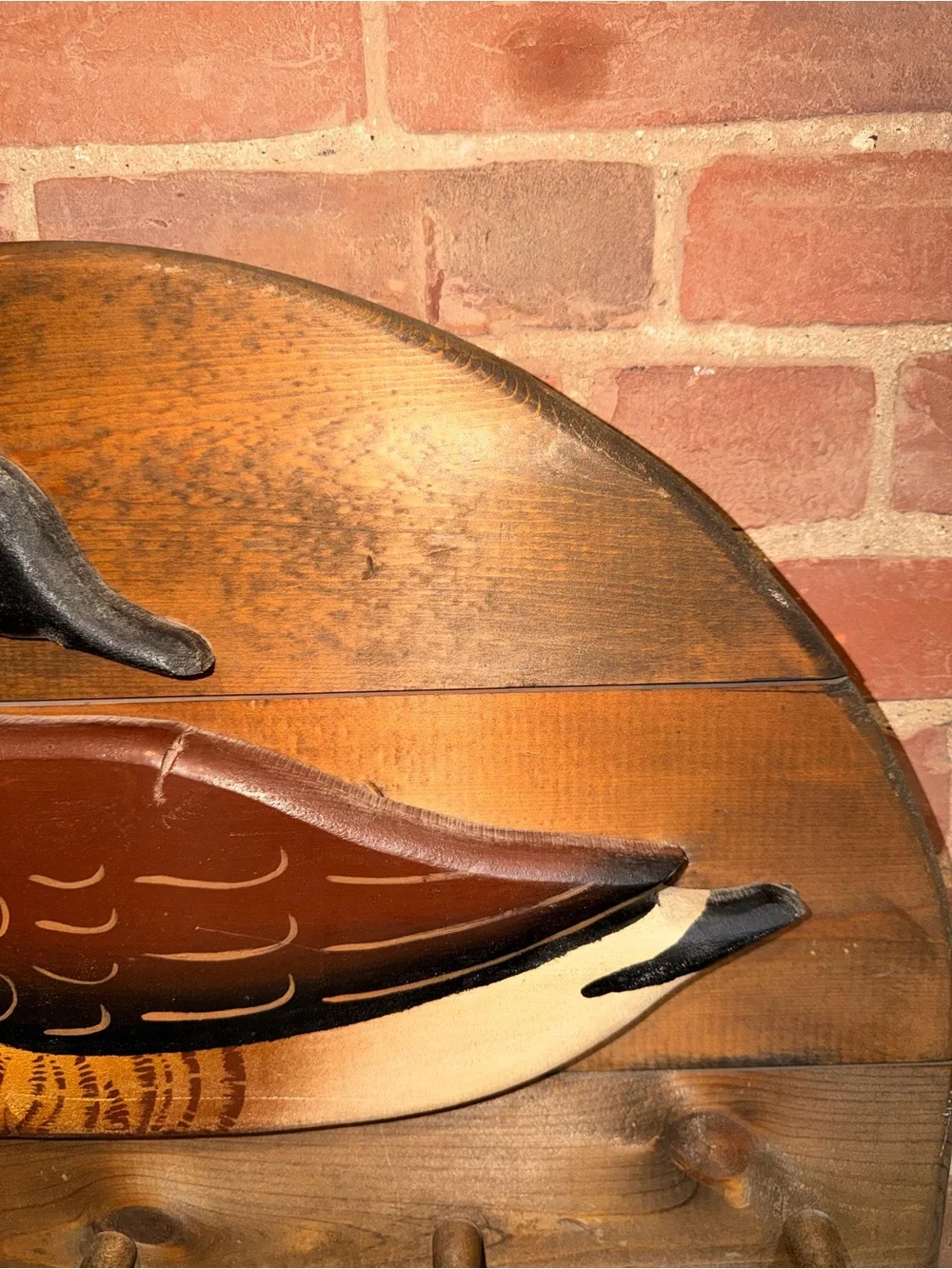 Rustic Wild Duck / Goose Wall Hook Hanging Rack in Brown and Yellow